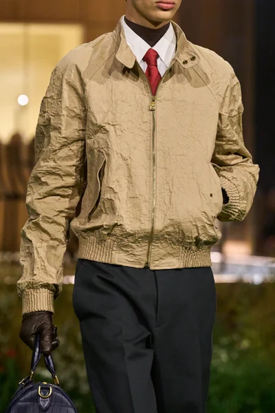 Look 155